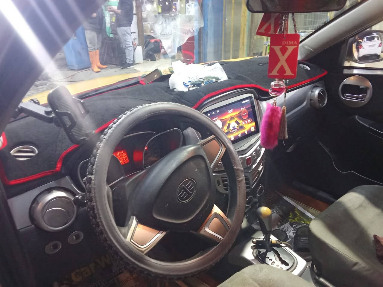 فاو اولي موديل 2015 بيع مستعجل  سيارة نظيفة بأسمي تحويل ثاني يوم  مكان مدينة الصدر  موبايل *********** السعر 35قفل
