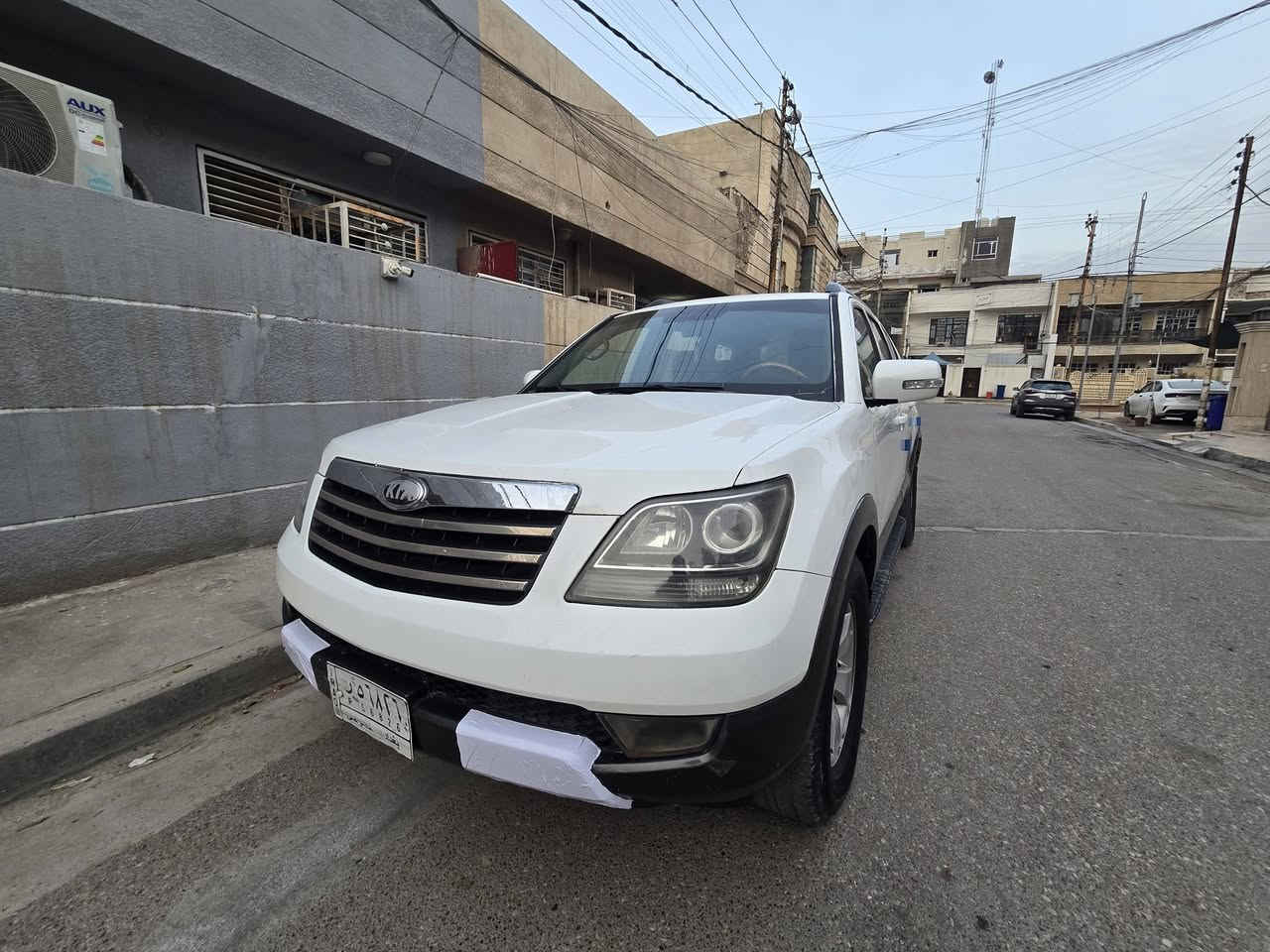 كيا مهافي خليجي موديل ٢٠١٣ رقم بغدادا ألماني تحويل مباشر سلايت محرك ٦سلندر سبعه راكب تبريد ٣قطع  فور ويل فوول تحكمات داخل صاج مري شفط اشاير بلمري جنطه  كهرباء تبريد شاشه بيه مكانات صبغ ابيع مصبوغه السعر 103 الاتصال ***********
