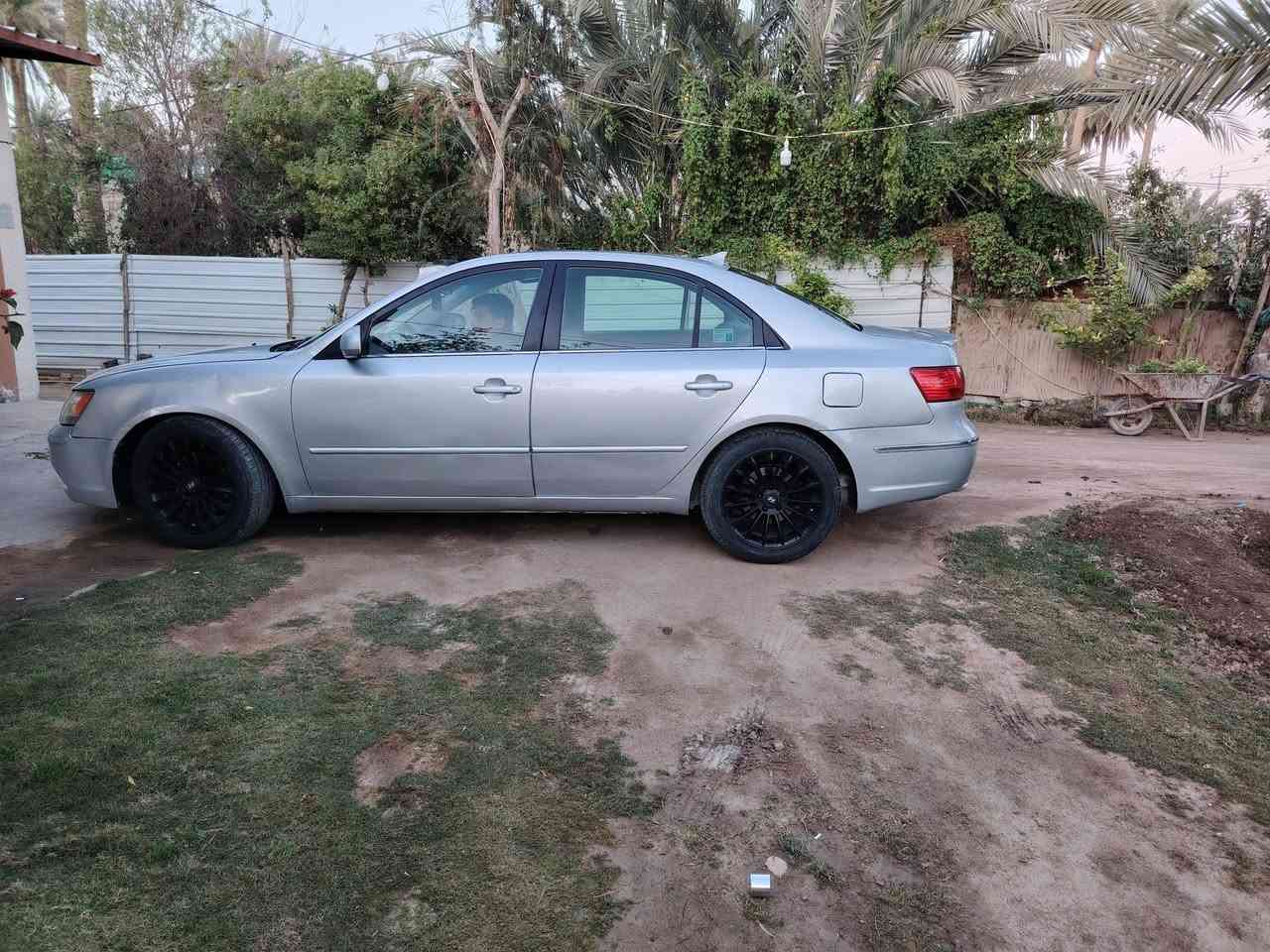 سوناتا  2009  محرك 3300 
بغداد بأسمي السياره تحويل مباشر   السعر 100 وبيهه مجال
***********
