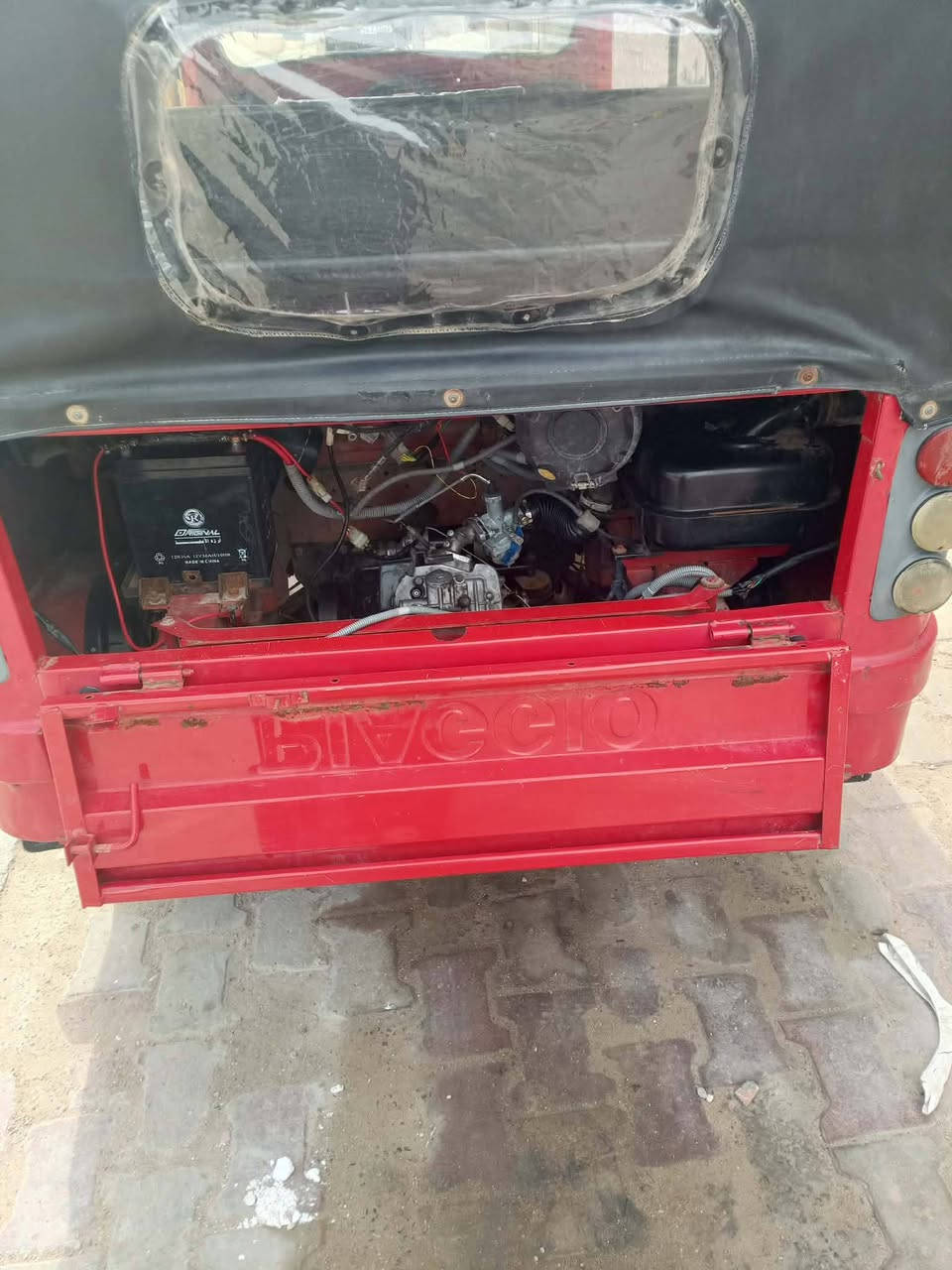 السلام عليكم تيك توك للبيع مكانه كربلاء موديل 18ماكينه 21 تي في اس اثنين وبيها مجال***********
