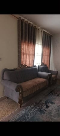 كنب • أثاث • للبيع