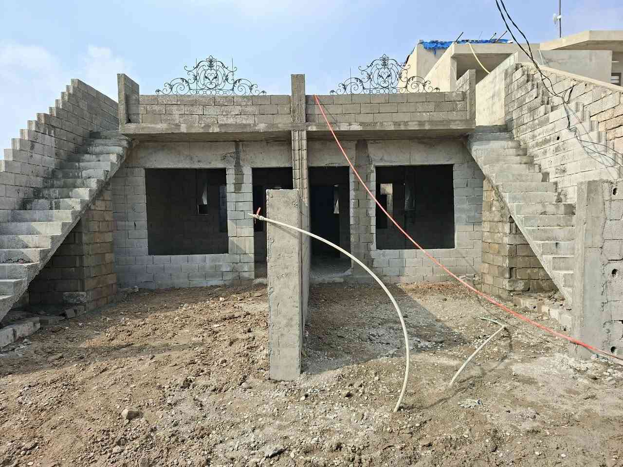 ئه م 2هیکل بؤ فرؤشتن

رووبه رى هه ريه ك له م هیکلانە100مه تره
كؤلانيكى كامل خه ده مات
٢تەنکی ٢٠٠٠لتر
2ئاو تيايه
2بير
4دكت
2كاره با
ته واوى ناوه وى هه يكه لانه له كورته ڤيدۆیە دانراوە

ناونيشان په نجاعلى ته نشيت مزگه وتى حاجى على

بؤ زانيارى زياتر په يوه ندى به ژمارانه بكه ن
***********
***********
