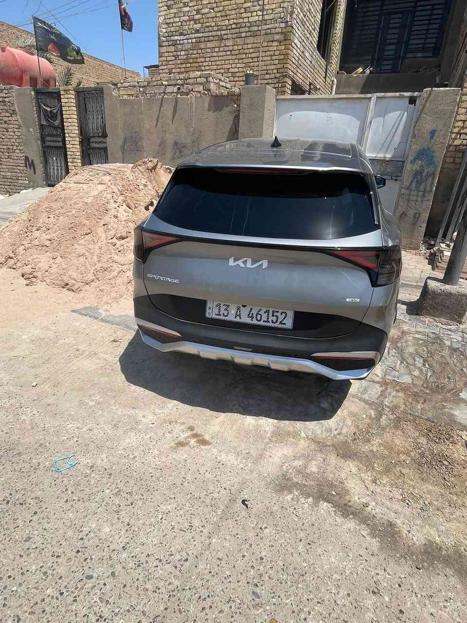 السلام عليكم
كيا سبورتج 2024
ماشيه 11 الف
وارد امريكي 
بيه ضربه بلبجم بيهه ع بارد مناك
وضربه بلصندوك خفيفه ع بارد بلعراق 
كير ماوس 
تبريد فول 
هايبرد (شحن وبانزين )
رصاصي 
سنويه لل 2031 
مكان ميسان 
الشعر 215 وبيه مجال للشراي 
***********
