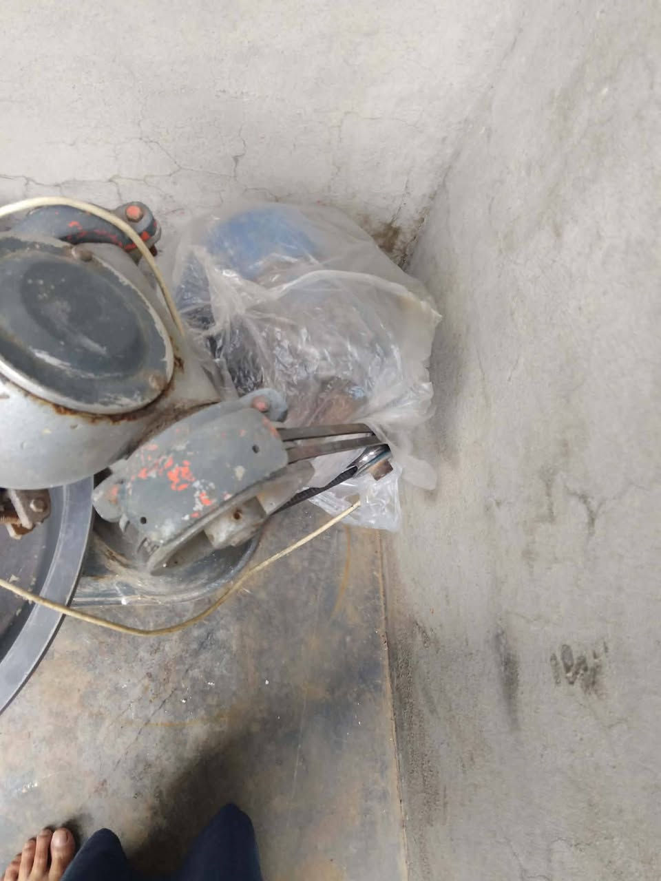 السلام عليكم عجانه للبيع تاخذ ٣٥كيلو شرط النظافه والشغل الشراي يتصل ع رقم ***********
