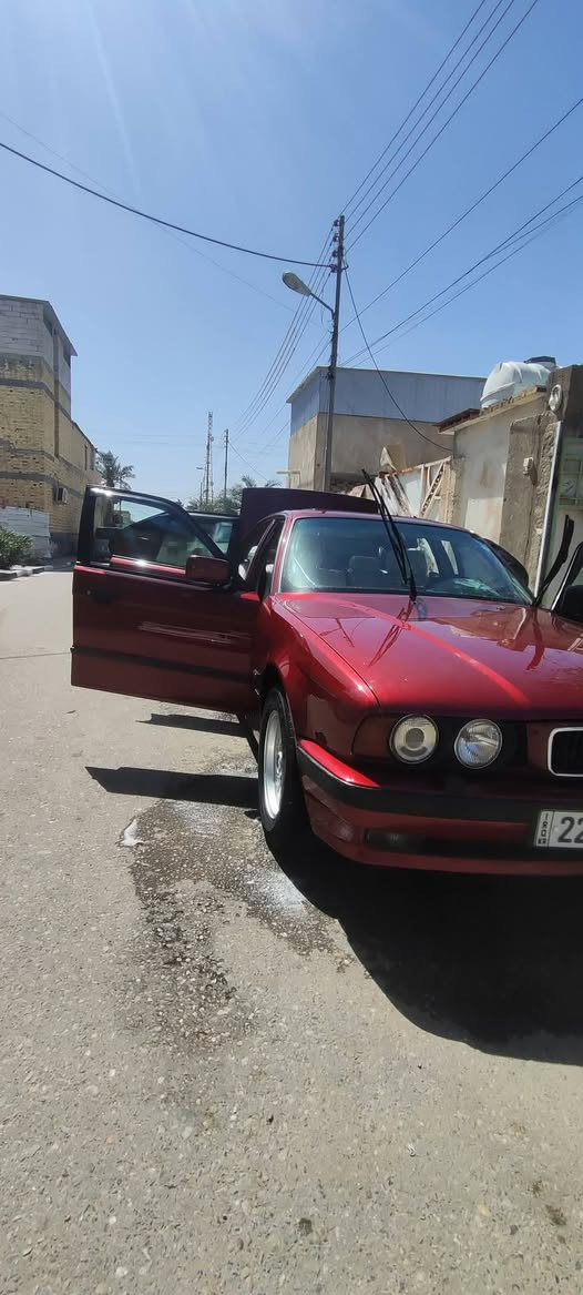 السلام عليكم
BMW E34  525  
 موديل 1994 مكينه مسكر فانوس  سياره جاهزه وبلاديه بدون صبغ ماعدا قماره اثر جراد رقم اربيل دولي تبريد شغال كهربائيات كله بلاديه  سعر 105 وبيه مجال  العنوان البصرة الهارثه
 للأستفسار :***********
