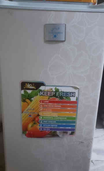 مجمده سعره 150
ثلاجه سعره100
اتصال ع رقم ***********
