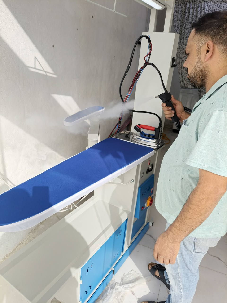 العنوان البصره حي المهندسين مقابل الرعايه الاجتماعيه كل ما يحتاجه الوندري من تجهيزات ***********
