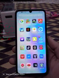 هونر اكس سبعا • ١٢٨ رام ٨ • شاشة مبدلة