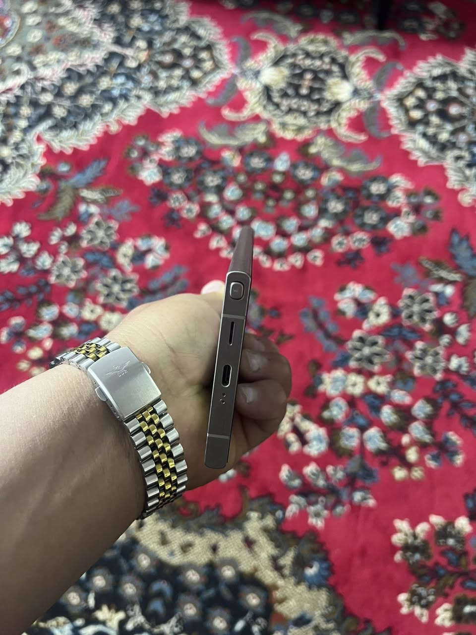 ايفون Sالتره2024
معيار البطاريه؛IEC61960
حجم الذاكره :1تيره (الف)
***********
