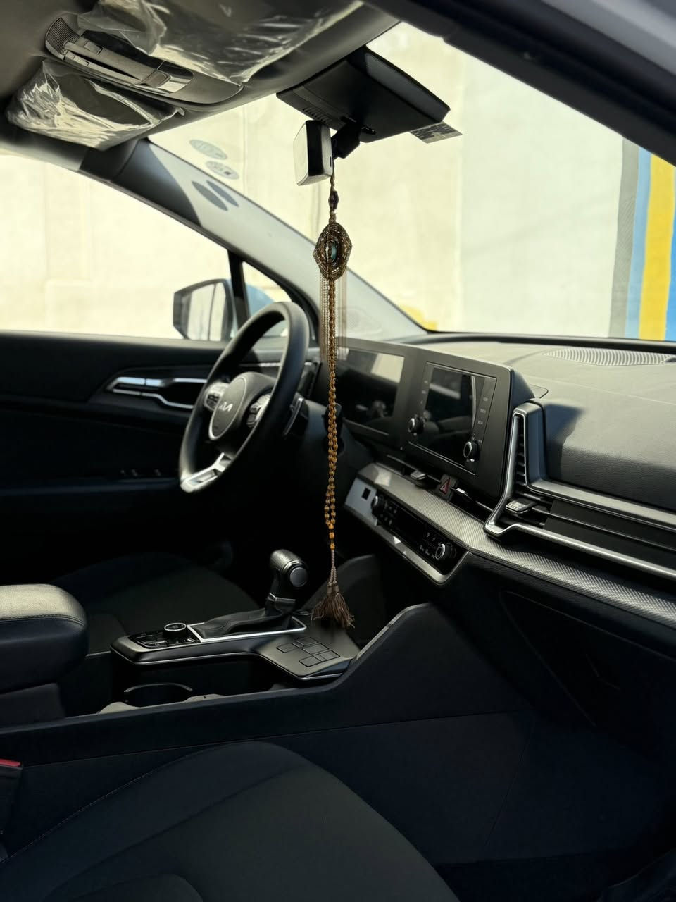 للبيع سبورتج 2025خليجي مكفوله ماشيه 22الف  سياره جديده رقم اربيل تحويل مباشر نص فول سياره جديده مناقصها شي سعره 225  وبيه مجال للشراي  للاسفسار
***********  مكاني بغداد الكاظميه
