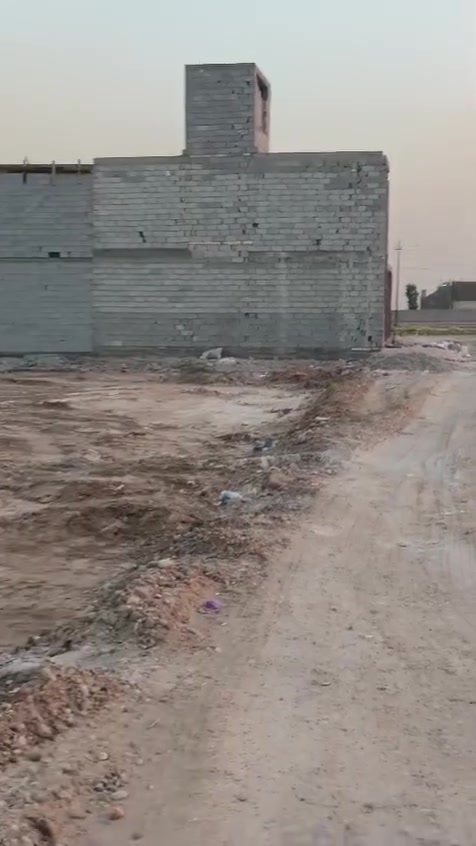 سلام عليكم بيت  50متر واجه5تريد هيكل 22مليون تريد مفتاح 45مليون لمكان دوانم /يوجد قطع 14/100مليون /7/50مليون /وتواصل على لرقام ***********/*********** بيهن واتساب
