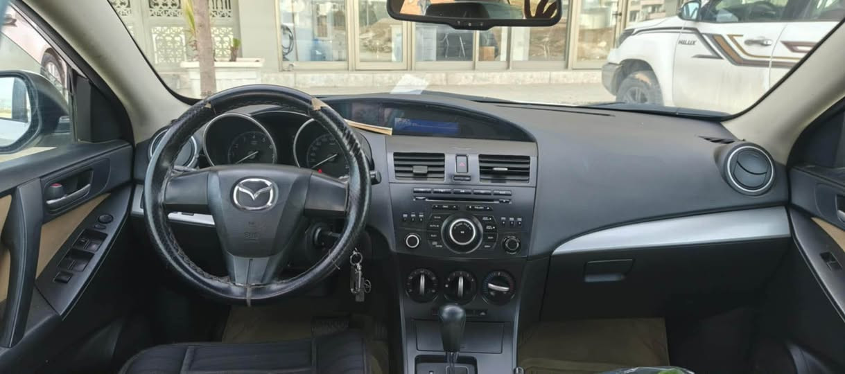 /مازدای  3 خلیجی سپی بێ بۆیاخ مۆدیل2014 سەنەوی ڕە قەمی تازەیە/مەکینە وگێری تە حویل غرامە ی بێ کێشە بە سعر 108$کەمێ مەعامەلە *********** السليمانية, العراق
