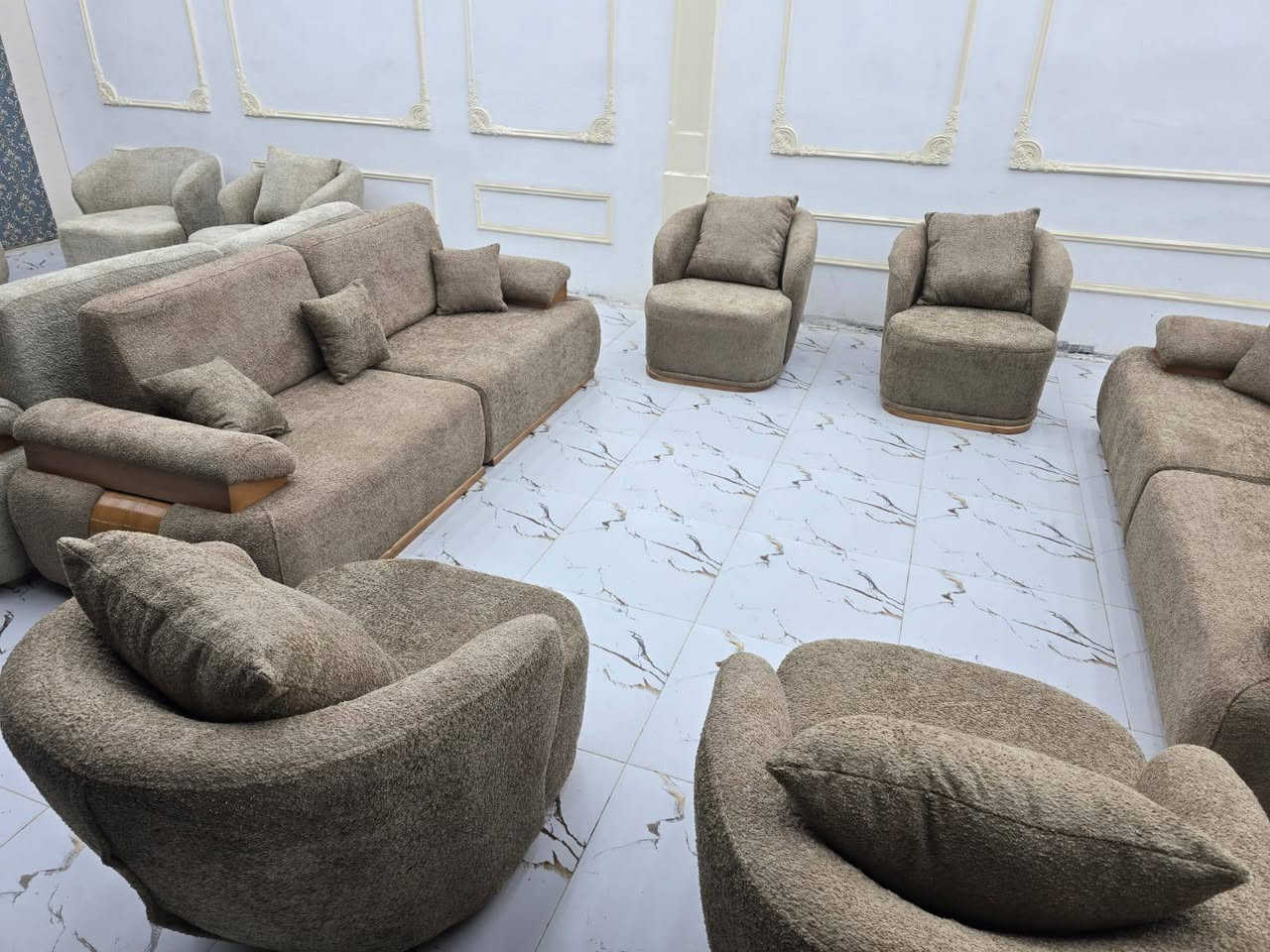 جديد جديد مخازن المدائن للاثاث التركي جملة ومفرد موديل باندا بوهيمي لاراء نظام سرير ميكانيك سلايد نظام قطع منفصله جوكرات سفنج سوفت ضغط عالي للتواصل يرجى الاتصال على الخاص او على الرقم واتساب ***********
