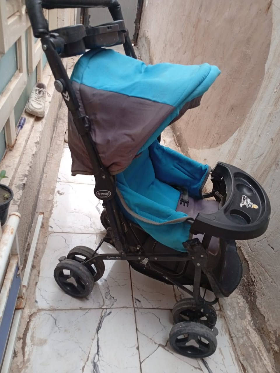 عربانه طفل جديدة البيع مكانه نجف حي ميسان السعر 60بيه مجال الشراي يتصل ***********
