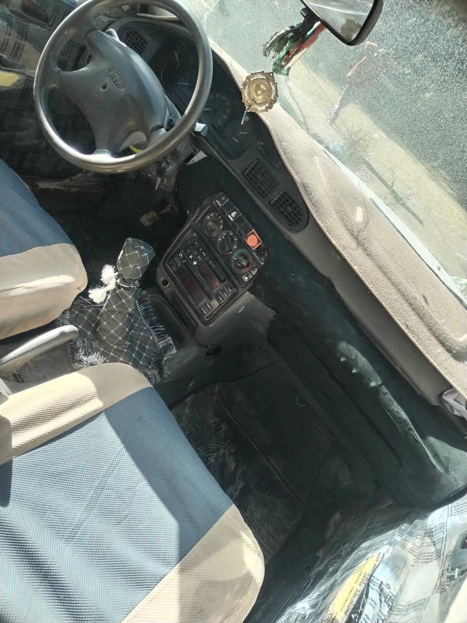 سياره للبيع 95 جير ومكينه جاهزات سياره نظيفه بلاديه السعر 24 وبيها مجال بيع متوازيم رقم بابل***********
