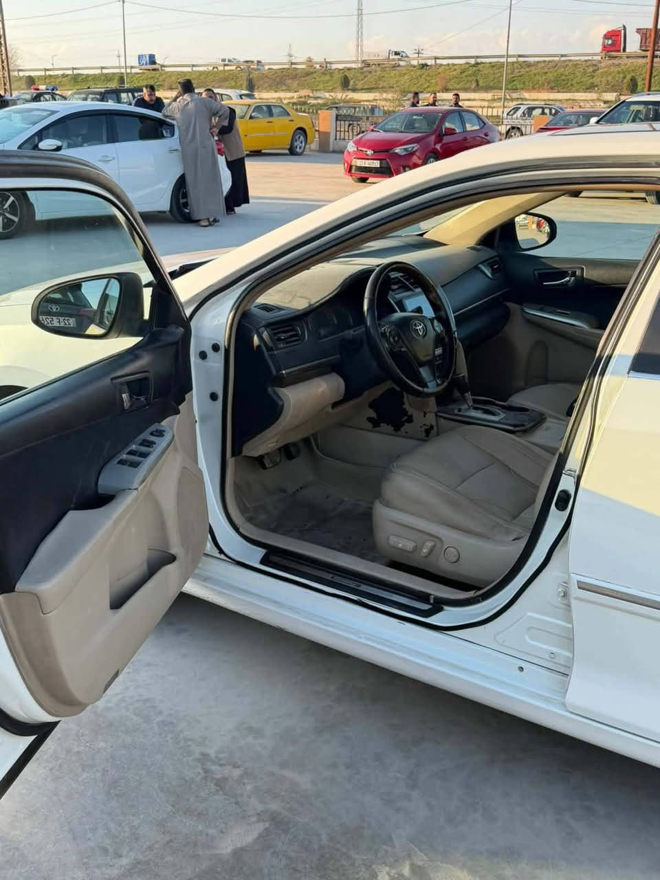 السلام عليكم
كامري2015 خليحي فول مواصفات تنته  صبق حزام  رقم دهوك دولي.. تحويل مباشر گير محرك شرط تبريد ثلج السعر 120 وبي مجال لشراي  ***********
                 ***********
