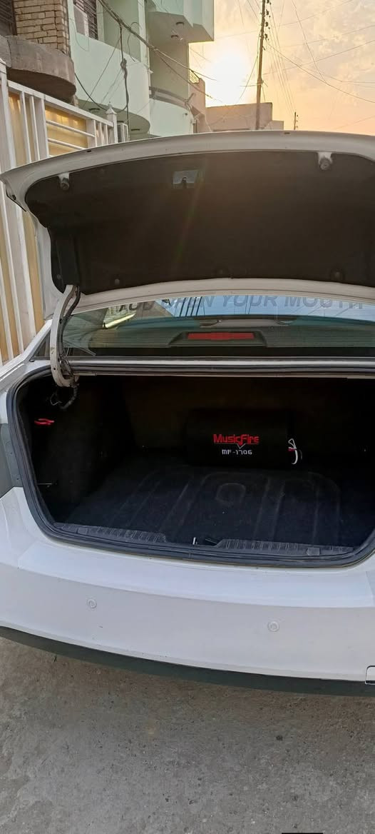 كروز مديل 12 خليجيه وكالة المنصور كفاله ضربه وصبغ محرك 1600 المرغوب . كير محرك تدفئه تبريد كهربائيات كلشي شغال وخير من الله . شاشه تيسلا وسماعات ودمام واناره ويه الدمام . كامرا خلفيه وحساسات جام اوتو مري كهرباء . ماصدات  لد شيطان  . مكاني بغداد حي الجهاد سعره 89 ورقه وبيه مجال بيسط (بسيطط ) والمعاجبه السعر خل يدور انشالله يكله احسن منه وارخص *********** بغداد, العراق
