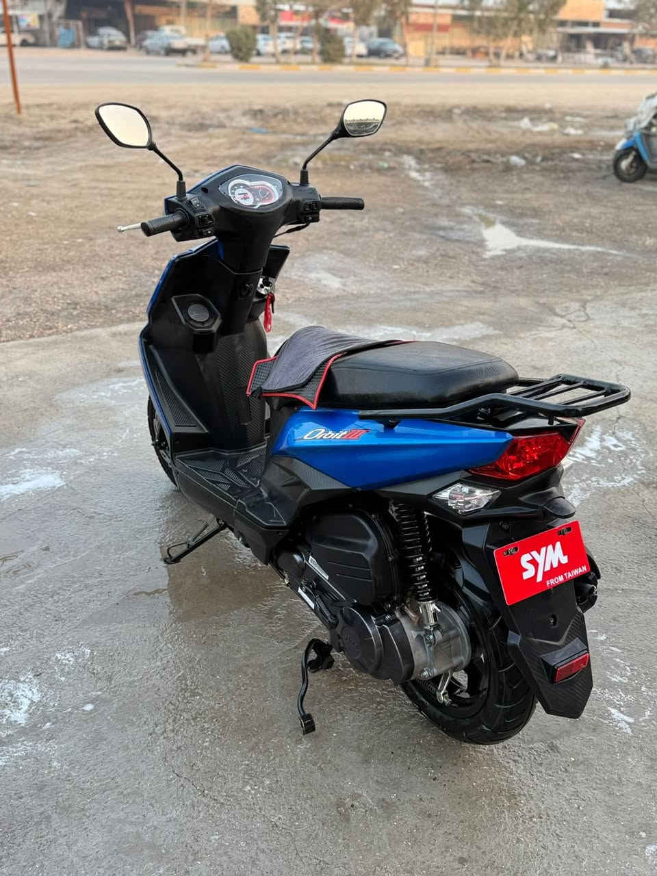 سيام اوربت 125cc
موديل 2022 صنع تايوان
اللون .. ازرق
اللايت LED
العداد ..5000 قابل للزيادة
اوراق رسمية يعني تسجيل الدراجة ..
السعر .. مليون و450 الف بيه مجال بسيط ..
***********
