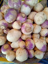 خدمة توصيل • خضار وفواكه • دجاج ذبح عراقي