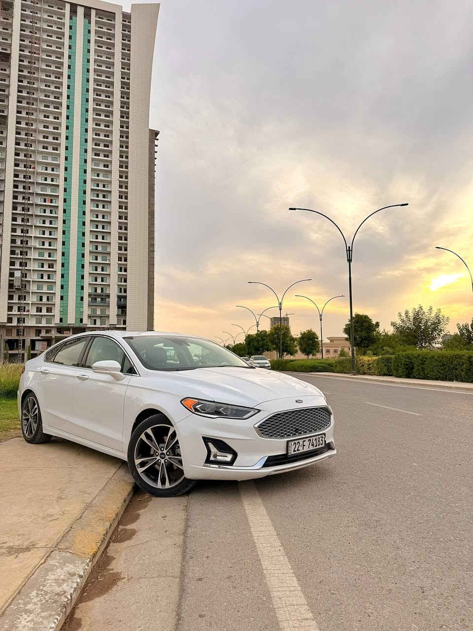 فورد فیوجن تیتانیوم ١/١ 
مودیل 2020
80 الف مایل ماشیة
بجم کبس
سیارة بدون صبغ فقط بی شبر جاملغ خلفي تعدیل بارد و کارد
فول فولل مواصفات
فتحة - تحکم ستیرن
کشن بارد - کشن تدفیة - کشن میموری - کشن کهربائی
رادارات کل موجود
داخل ٧ الوان لید
لایت زینون اوتو عالی و ناصي
حساس مطر
سماعات Sony 
طاخم تایر جدید

السعر 160 ورقة
مکان اربیل
***********
