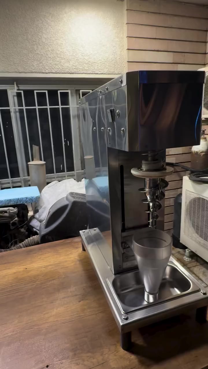 السلام عليكم
عندي ذني الغراض للبيع 
***********
