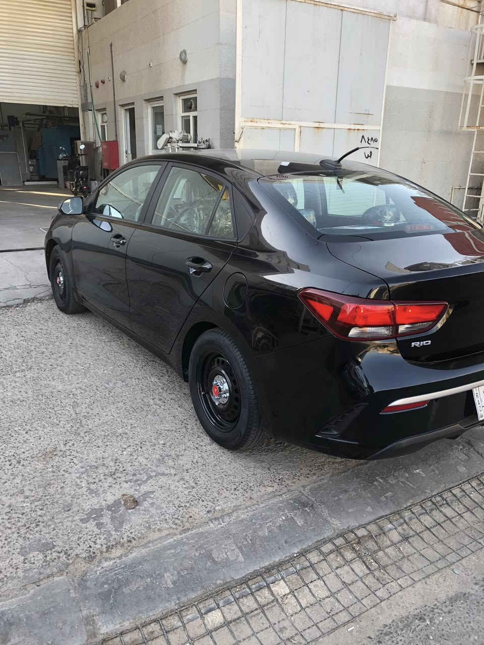 السلام عليكم كيا ريو مديل 22معوقين بأسمي رقم بصره حادث منشور بصور تبديل قطعه وحده الچاملغ جهت السائق البنيد بي شغل گد شبرين وحافت الباب بيهه شغل اثر شخوط مكينه 1600 /8نمر /8نوزل 
يرباك برده جهت السائق والستيرن 
مكان السياره بصره القبله 
السعر 120
***********
