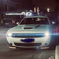 للبيع جالنجر GT2023  ماشيه 6000 فقط بدون ايرباك السياره جديده كلش وكلش...