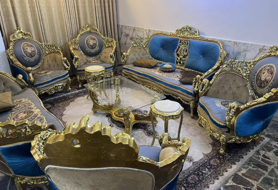 تخم مصري خشب زان عشر مقاعد مع سيت طبلات مرمر السعر مليون و٤٠٠ قفل مكانه المنصور ***********
