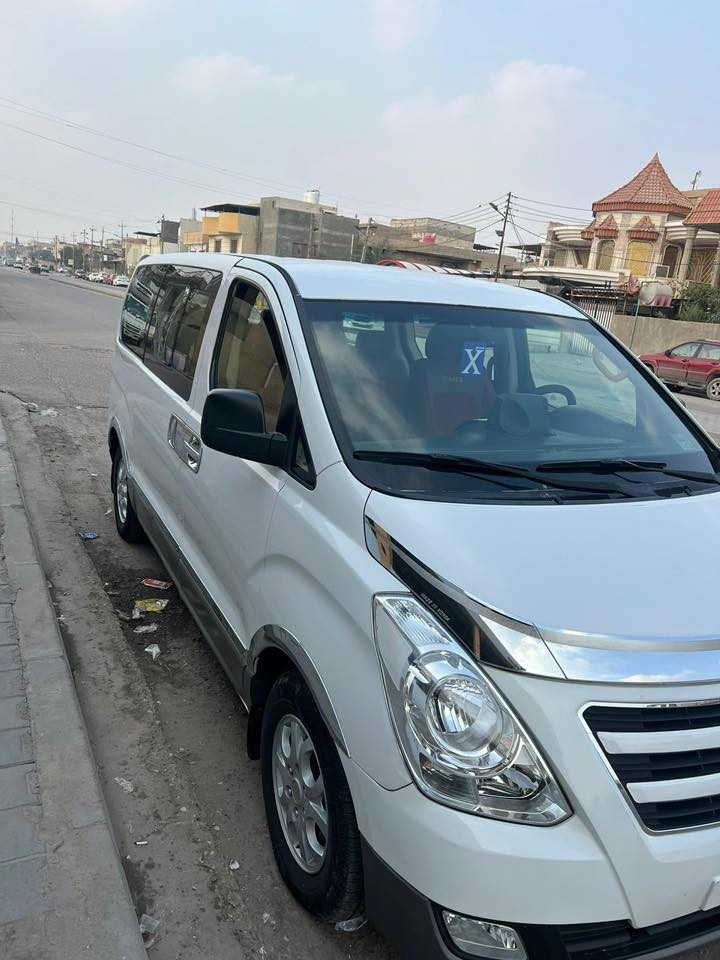 سلام عليكم للبيع ستاركس مفتوح موديل 2018 رقم بصره سنويه ل 28 سياره جديده جاهزه من كلشي حداد طخم تاير دوشمه كشنات ارضيه جديده سياره بيها قطعتين صبغ فقط باقي كفاله سعر 185 للاستفسار ***********
