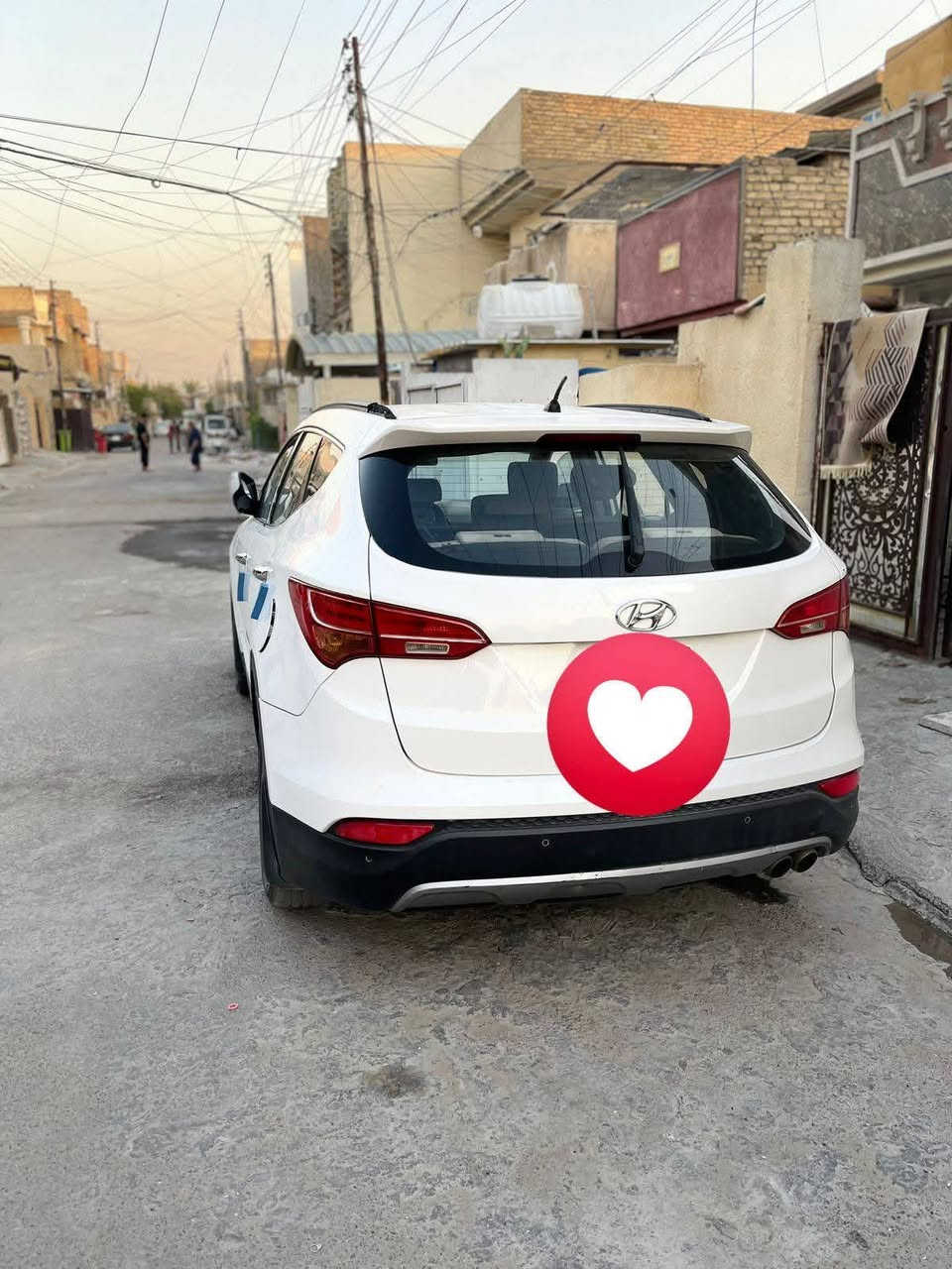 سنتافيه موديل 2014
السياره رقم انكليزي
كير محرك مكفَول جدد جدد
صدر جديد
كهربائيات جديده
بيه صبغ ابيعلك مصبوغه حزام السياره جديده بمعنه الكلمه بيه با مبدل و جاملغ مبدل
المكان بغداد بسمايه
رقم التلفون ***********
 السعر 162 بي مجال للطيبين
