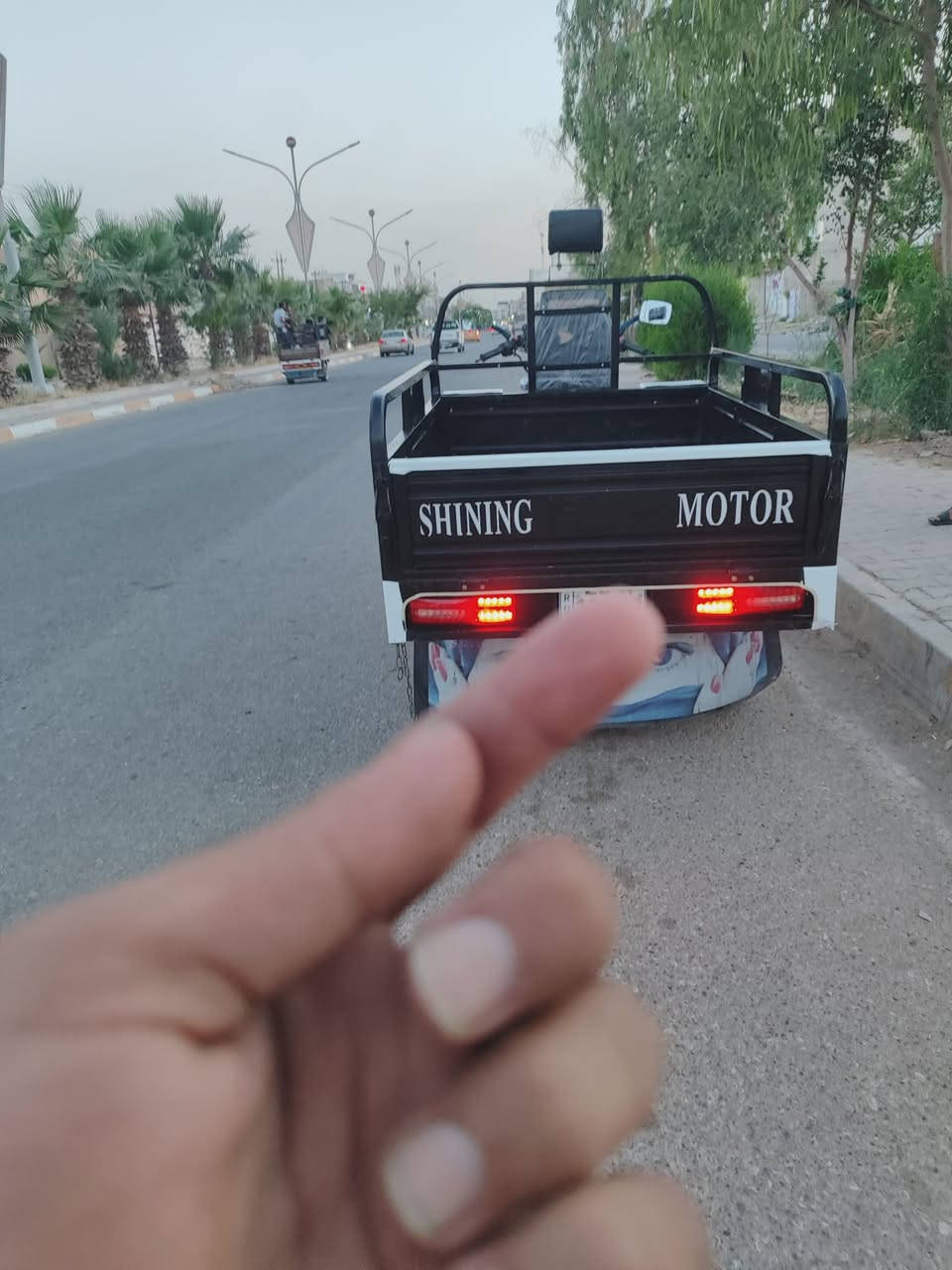 السلام عليكم اخوان ستوته شاخوان فحل  رقم كركوك كامل رقم نكليزي بسمي شرط التحويل ثاني يوم احولك موديل 23 نضافته كدام عينك اي نقص مابي شغل واطلع نبثري كله شغال ستوته مال جناي 3 تايرات جوبلس السعر 3مليون وبيهه مجال لشراي مو شراي اعبر منشور تحياتي للجميع شراي اتصل عل رقم ***********
