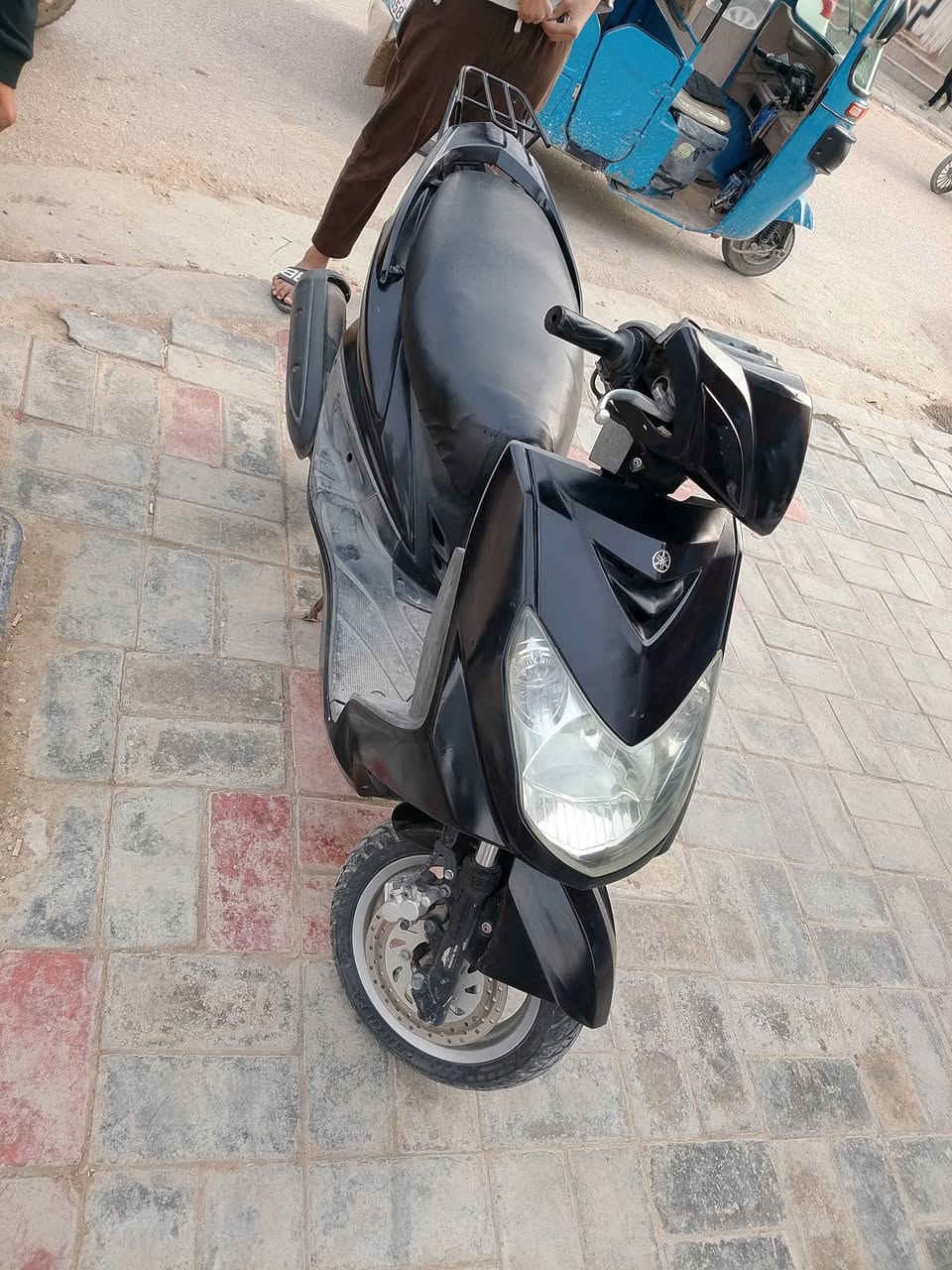 السلام عليكم سكنس فحل للبيع مكان كربلاء. دراجه مال جناي دراجه قويه ومعروفه بقوتها سكنس فحل عمي اريد ابيع محتاج فلوس فه سعرها مناسب دراجه جديده 650 *********** اتصل ودلل دراجه مكفوله حته من جلغت الواير ❤👍
