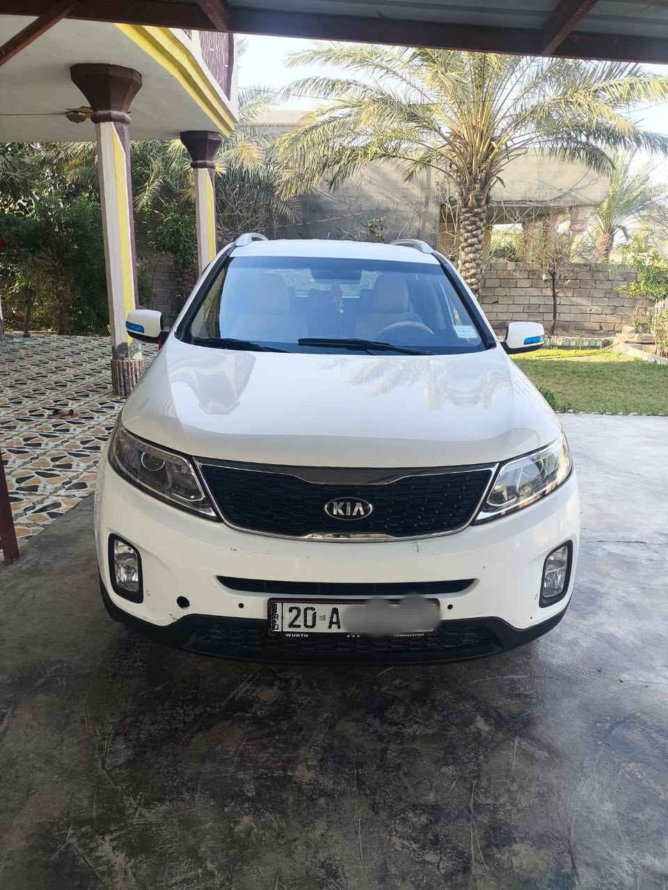 السلام عليكم
سورنتو موديل 15
خليجي 
بيها تبديل جامرلغات أمامي وبنيد 
محرك 6  سلندر
ماشيه 130
قطع تبريد 3
رقم ديالى بسمي
مكان السيارة ديالى 
الاستفسار 
***********
***********
