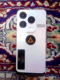 مبايل للبيع ( هـوت 40 برو) ذاكره (256) ما مفتوح مستخدم شهر بعده نضيف  ...