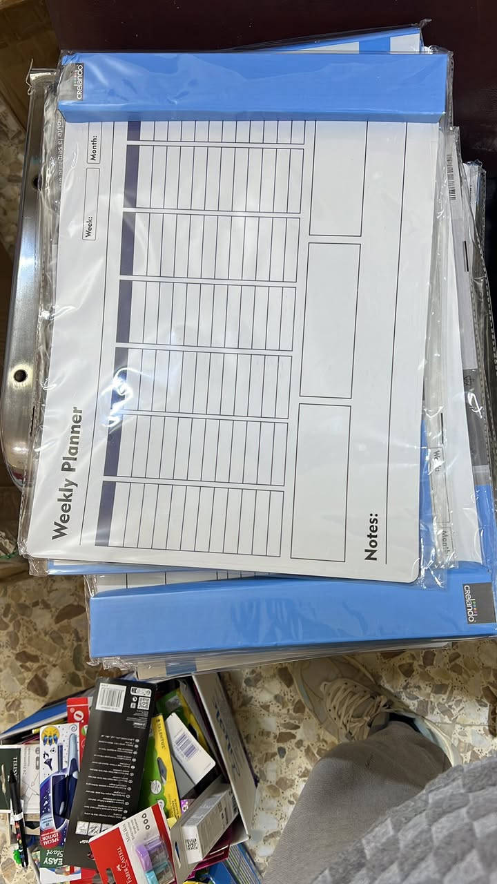 قرطاسيه المانيا درجه أولى فوق 250 قطعة الي يحب يستفسر ***********
