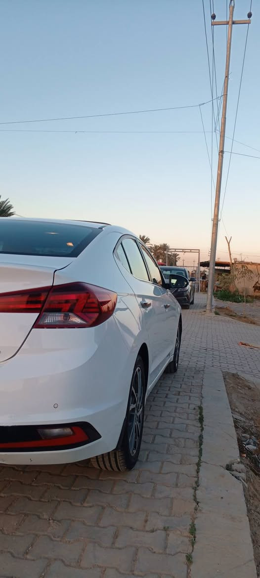 السلام عليكم من رخصه الادمن الانتره موديل 2020السياره خليجي فول بصمه وتنته تحكمات ستيرن مري شفط حلوه كلشش رقم انكليزي بغداد  العنوان بغداد اليوسفيه قصر الوسط  السعر 155وبيها مجال 

‏‪***********‬‏

‏‪***********‬‏
