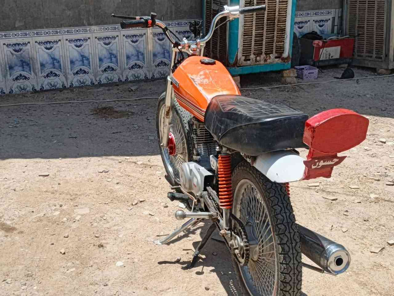 سلام عليكم دراجه نامه مديل 20 وراق اصولي مكاني الرفاعي  سعر 475وبيه مجال  الخاص مفتوح وهاذه رقمي *********** وبخدمة شراي
