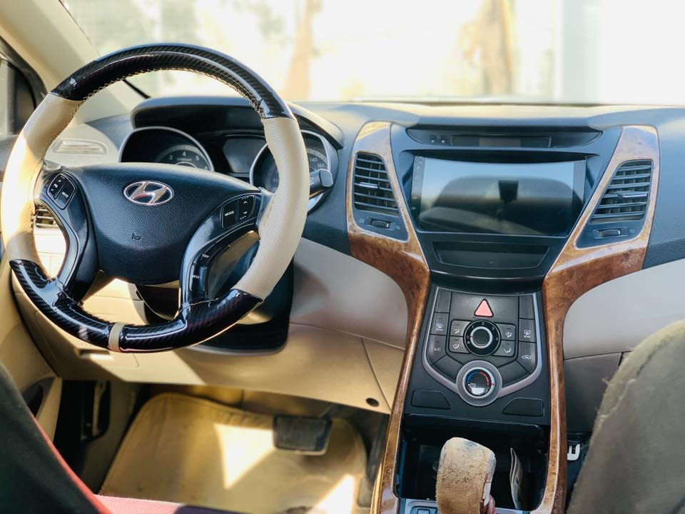 النترا 2015 خليجي
تبديل جاملغ امامي 

نفس اللون بدون دواخل

صبغ باب السايق 

وبيها بارد مامصلح

السعر

115 وبيها مجال 

***********

المكان ذي قار سوق الشيوخ
