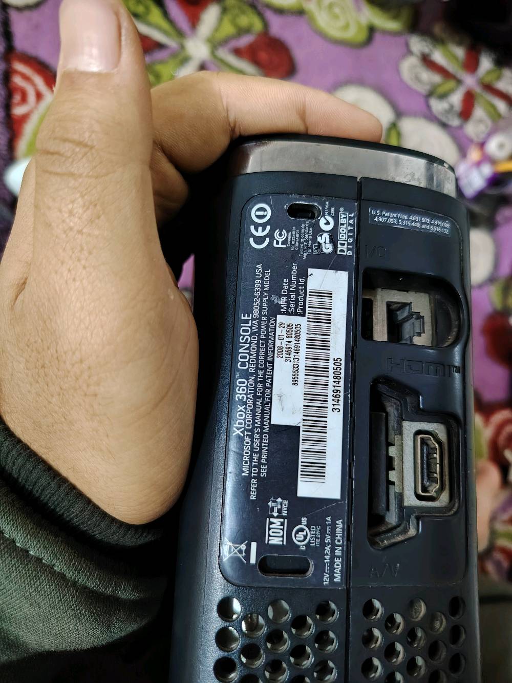 جهاز xbox 360
كامل ملحقات
جهاز مهكر بداخله عده العاب من ضمنها
Gtav
ريد ديد ردمشن
ماين كرافت
Pes2018
سبايدر مان
ساسن كريد
تومب رايدر
و بعد كم لعبه
جهاز نسبه نظافتة 90-95%
متوفر توصيل جميع محافظات
تواصل واتساب
***********
تصال او مراسلة
