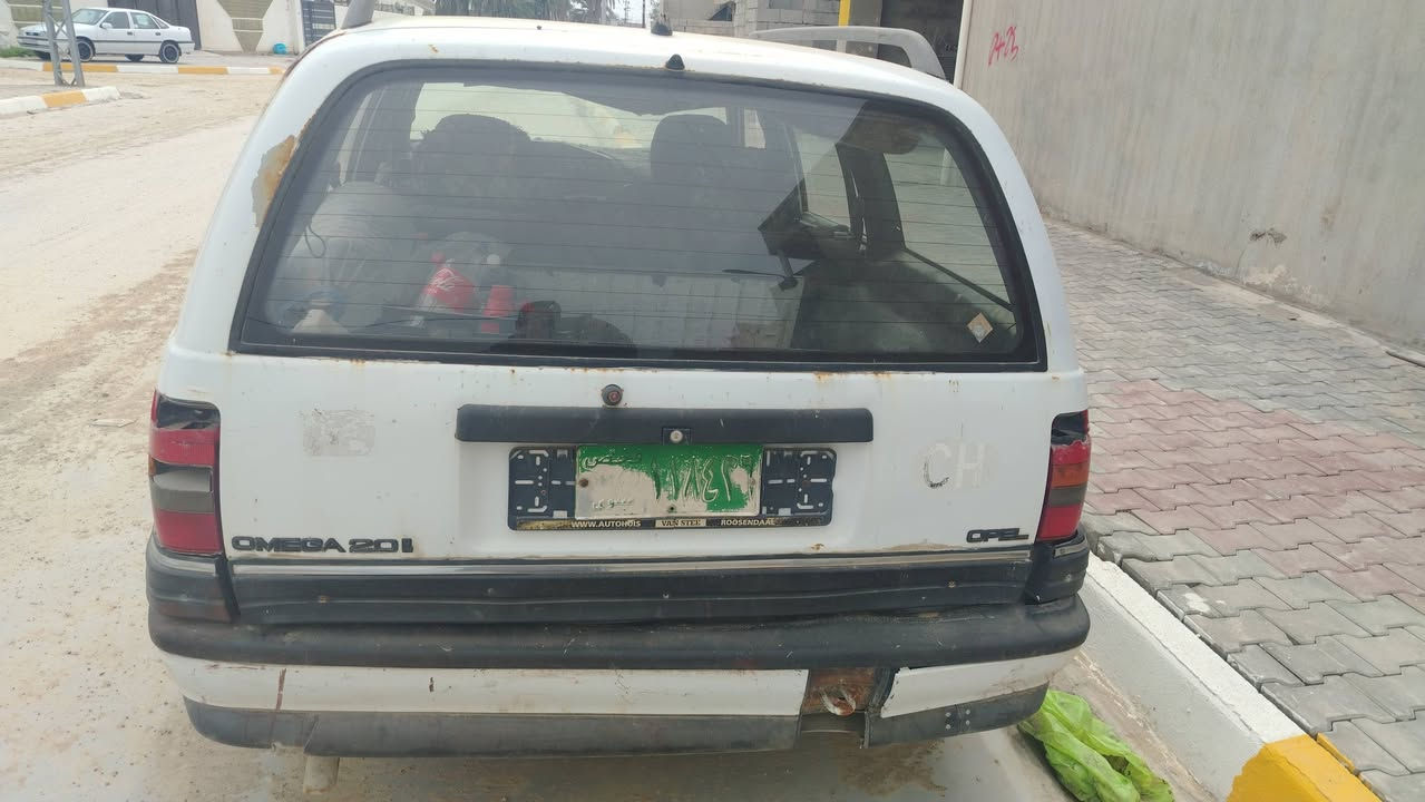 سلام عليكم لبيع اوميكه موديل 92 كشر كدام العين والباقي شرط مثل كير محرك شرط اكسل شرط ابيعها بدون شرط الحسبه مكان سياره كركوك ناحه تازه *********** سعرها 8ورقه موجود خاص
