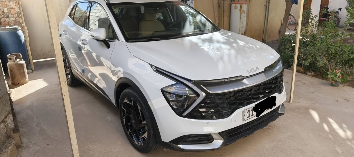 سلام عليكم
سبورتج للبيع موديل 2024 فول مواصفات عدى البنرامه 

بصمه 

تشغيل عن بعد 

كراسي 2 كهرباء 

تدفئه كشنات 

تدفئه ستيرن 

و باقي المواصفات معروفه 
رقم بغداد تحويل ثاني يوم المكان ديالى السعر المطلوب 233 ورقه  بيها مجال  رقم ***********
