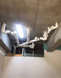 لدينا تاسيس مجاري العماير والدور والمحلات الاتصال على هذا الرقم ٠٧٧١٧٣...