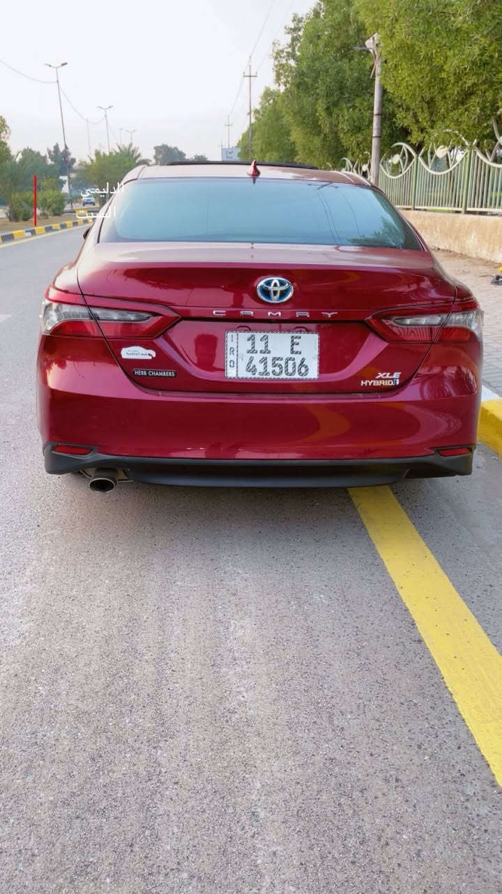 السلام عليكم كامري٢٠٢٢امريكي هايبرد  xLE.  اعله فىه فول كشن جلد حاضن فتحه بصمه رادارت جانبيه إماميه هندبريك بصمه تتفه كشن نقطه عمياء السيار جديد بشكل ماشيه 100 m العنوان بغداد المنصور  سعر   190 وبيها مجال لاستفسار ***********
