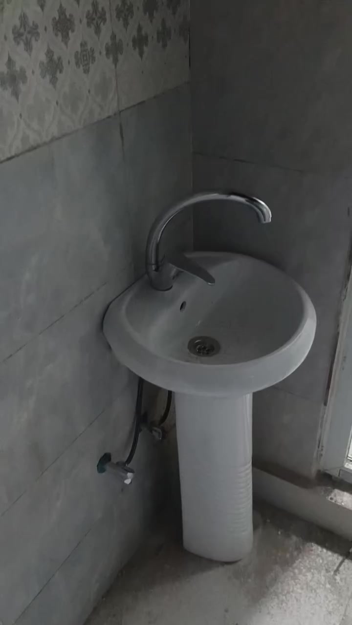 دار للبيع ١٠٠ الشبانات قرب الحولي السعر*********** زراعي عقد ٣٥
