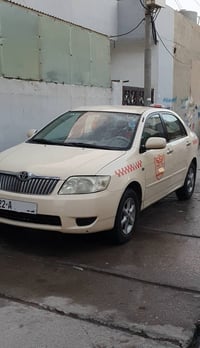 تەکسی کرۆلا 2005 ناوزەرد گێر عادی مەکینە بچوک پشتی لێدانی هەیە  مەستەر...