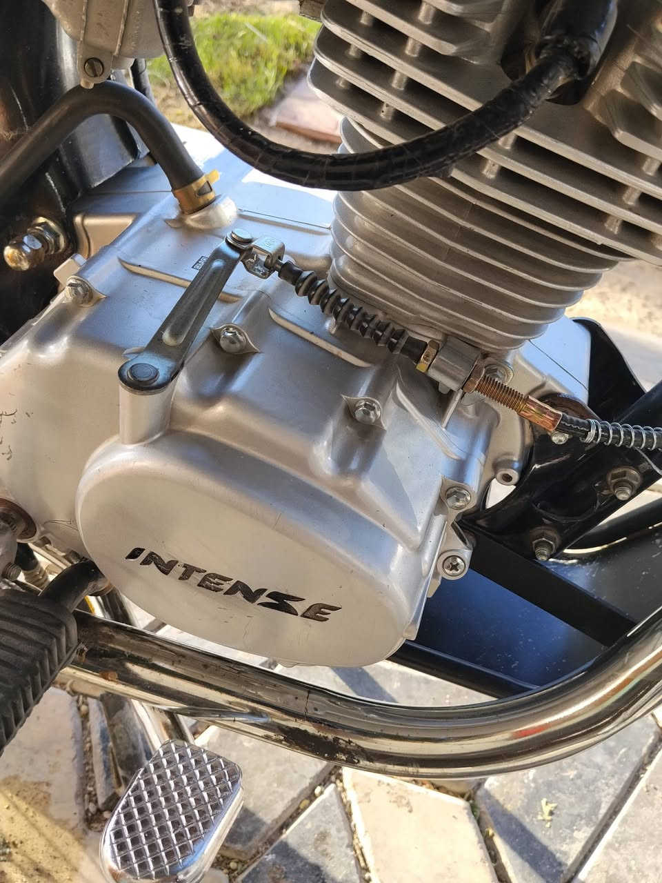 ***********
السلام عليكم دراجه ايراني للبيع مقفوله رقم انجليزي وثانويه 
1650
