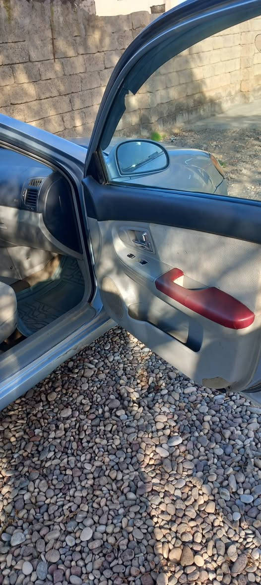 سلام عليكم  
سيارة لبيع 
نوع كية سبكترة 
موديل 2006
تدفئه تبريد 
صدر تايرات جديد 
شرط تحويل 
سعر 80بي مجال 
مكان صلاح الدين الشرقاط 
***********
