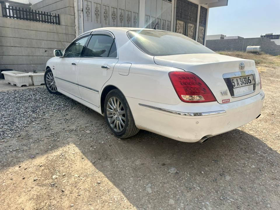 للبيع تيوتا ماجستا
2007
السعر180 وبيها مجال

رقم كركوك   بسمي مداور ثاني يوم و وكاله 

سنويه نافذه لغاية2031.

مكفوله من كص ورسميات

المواصفات:

5دكم السيارة فول فتحه.

✔️ محركها V8

✔️ شاشه 

✔️ 3قطع بردات خلفيه + تحكمات خلفيه.

✔️ داخل جلد 

✔️ حداده + تايرات جدد.

✔️ تبريد امامي خلفي 3 قطع.

✔️ برده خلفيه كهرباء اصليه.

✔️ ثلاجه 

✔️ 5بصمات ابواب + بصمة تشغيل.

✔️ حساسات خلفيه + اماميه +كامره خلفيه 

✔️ مري ترحيب عند الاقتراب+اشاير بالمري.

✔️ ستيرن كهربائي

✔️ مري كهرباء

✔️ تحكم ستيرن+كروز تثبيت سرعه.

✔️ جنطه جكات كهرباء شفط.

وباقي المواصفات المعروفه لل5دكم.

قرار 102
مدفوع كمرك كامله

العنوان🏡 كركوك 

رقم الهاتف
***********
وات ساب موجود
