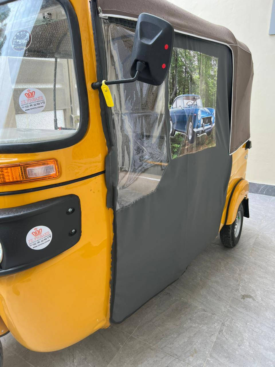 سلام عليكم تكتك رقم كربلاء موديل 2019شهر12طالعه بل 20تكتك جديده مصبوغه عام جماليه  اوله تخم تاير جادر دوشمه ومسجل كله جديد السعر 5700وبيه مجال بسيط المكان كربلاء رقم الهاتف ***********
