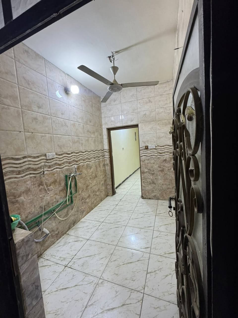 للأيجار في #السيديه ✔️

مشتمل طابق ثاني معزول عزل تام 🟡

المساحة 150 متر 🔱
يحتوي على 2 نوم وصالة ومطبخ وخدمات ⚫️

*العقار يحتوي على مدخلين 🟢

الموقع السيديه مربع الاقتصاديين ☑️

الأيجار 600 الف ⤵️
_________________________________

للأستفسار اكثر تفضلو بزياره مكتب الطائي للعقار 💎

السيديه شارع المركز عماره شركه السراب للمطابخ ✔️

او الأستفسار ع الارقام ادناه 📞↘️↘️ (متوفر واتساب )📌🔛

***********
